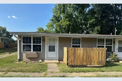 1830 Adams Lane #7, Zanesville, OH 43701 - Photo 1
