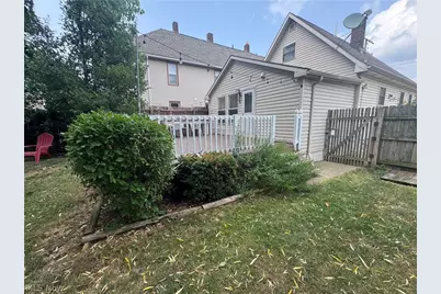 2044 Halstead, Oakwood, OH 44107 - Photo 8