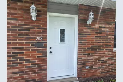203 Paxton Road, Eastlake, OH 44095 - Photo 2