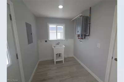 203 Paxton Road, Eastlake, OH 44095 - Photo 22
