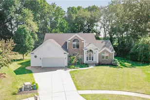 11002 Trenton Rd NW, Uniontown, OH 44685 - Photo 38