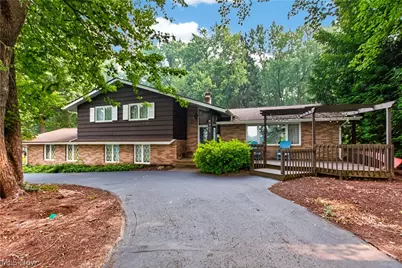 8402 Edge Lake Oval, Northfield, OH 44067 - Photo 1