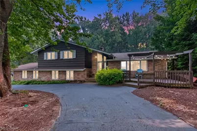 8402 Edge Lake Oval, Northfield, OH 44067 - Photo 2