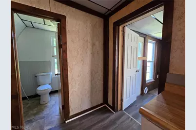 5915 Cable Avenue, Loveland, OH 44127 - Photo 18