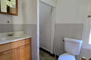 5915 Cable Ave, Loveland, OH 44127 - Photo 20