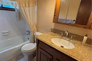 641 Matawan Dr, Campbell, OH 44405 - Photo 18