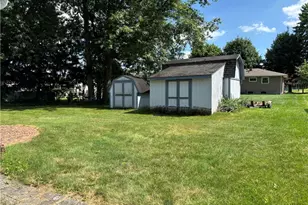 641 Matawan Dr, Campbell, OH 44405 - Photo 42
