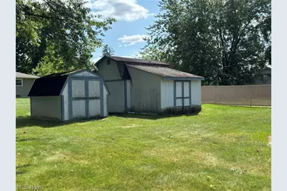 641 Matawan Drive, Campbell, OH 44405 - Photo 38