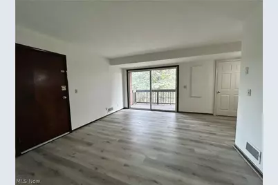 94 View Street #9, Weirton, WV 26062 - Photo 2