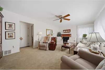 1808 Broad Boulevard, Cuyahoga Falls, OH 44223 - Photo 12