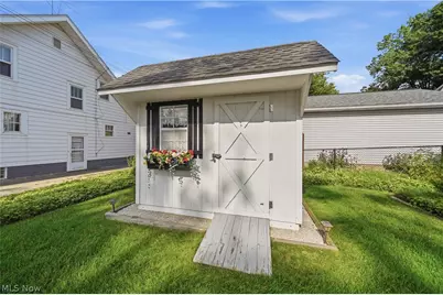 1808 Broad Boulevard, Cuyahoga Falls, OH 44223 - Photo 6