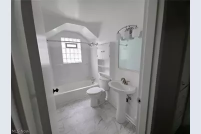 1810 Saint Elmo Avenue NE, Canton, OH 44705 - Photo 10