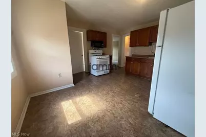 1726 Starkweather Avenue #Upper, Loveland, OH 44113 - Photo 2
