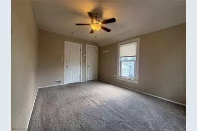 1726 Starkweather Avenue #Upper, Loveland, OH 44113 - Photo 8