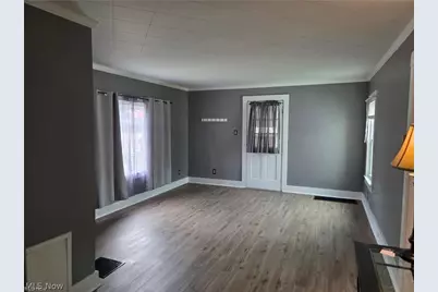 208 W Main Street, New Concord, OH 43762 - Photo 4