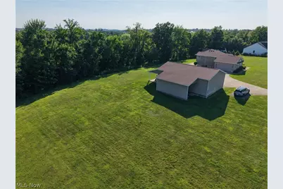 37897 Harry's Ridge Road, Barnesville, OH 43713 - Photo 40