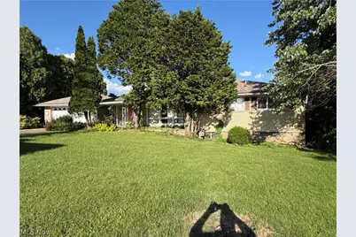 610 Broadview Circle, East Liverpool, OH 43920 - Photo 2