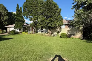 610 Broadview Cir, East Liverpool, OH 43920 - Photo 2