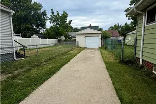 13210 Carrington Ave, Loveland, OH 44135 - Photo 4