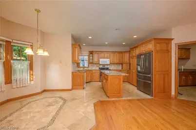 206 Shenandoah Boulevard, Barberton, OH 44203 - Photo 12