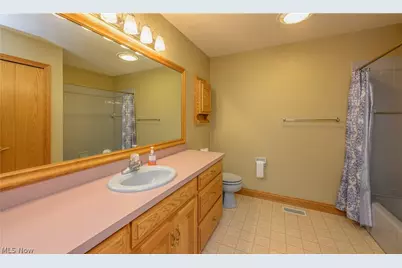 206 Shenandoah Boulevard, Barberton, OH 44203 - Photo 24