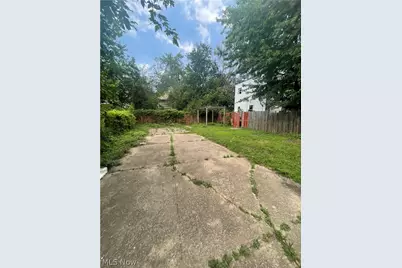 5613 Huss Avenue, Loveland, OH 44105 - Photo 2