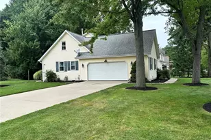 2462 Candlewood Dr, Avon, OH 44011 - Photo 6