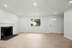 191 E Martin St, Amherst, OH 44001 - Photo 10