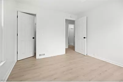 191 E Martin Street, Amherst, OH 44001 - Photo 16