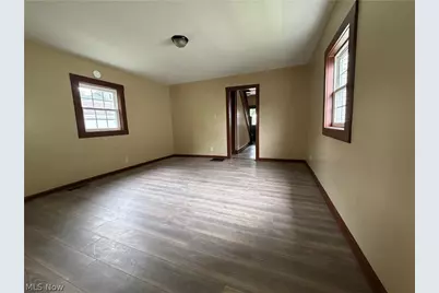 1311 Bristol Street, Zanesville, OH 43701 - Photo 8