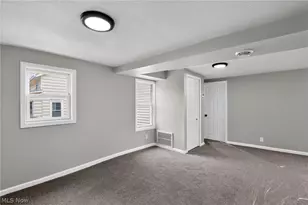 5605 Chagrin Dr, Mentor on the Lake, OH 44060 - Photo 4