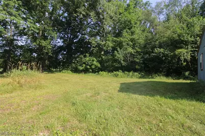 5724 Arrel Road, Lowellville, OH 44436 - Photo 8