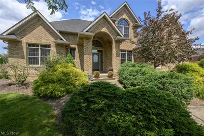 827 Mesa Verde Drive, Barberton, OH 44203 - Photo 14