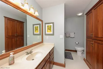 827 Mesa Verde Drive, Barberton, OH 44203 - Photo 32