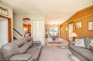 6142 Fairview Rd, Austintown, OH 44515 - Photo 8