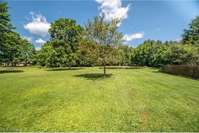 6142 Fairview Road, Austintown, OH 44515 - Photo 40