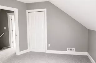 2922 Cory Ave, Akron, OH 44314 - Photo 16