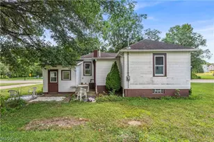 265 Main St SE, Brewster, OH 44613 - Photo 28