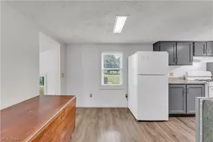 265 Main St SE, Brewster, OH 44613 - Photo 12