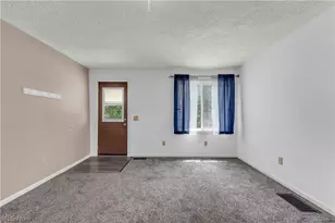 265 Main St SE, Brewster, OH 44613 - Photo 6