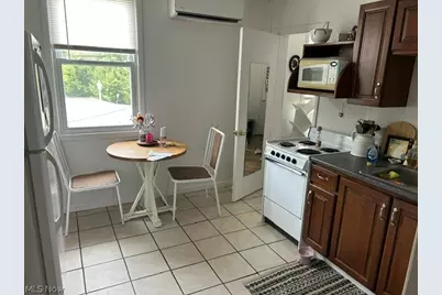 8218 Park Avenue #3, Garrettsville, OH 44231 - Photo 2