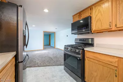 1743 Raber Road, Green, OH 44685 - Photo 8