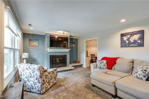 2510 Williamsburg Dr, Uniontown, OH 44685 - Photo 4