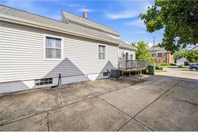 216 2nd Street, Fairport Harbor, OH 44077 - Photo 4