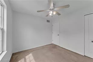1917 Lexington Ave, Lorain, OH 44052 - Photo 12