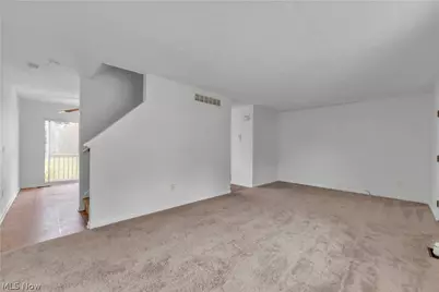 1917 Lexington Avenue, Lorain, OH 44052 - Photo 6