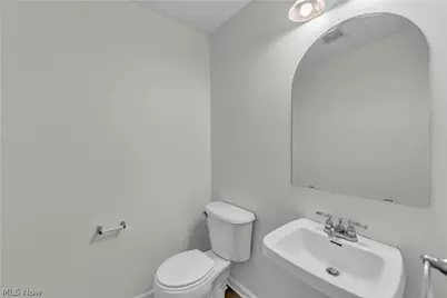 1917 Lexington Avenue, Lorain, OH 44052 - Photo 16