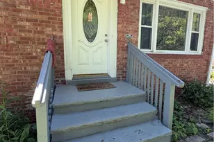 608 E 120th St, Loveland, OH 44108 - Photo 2