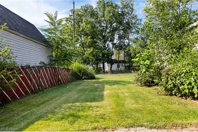 777 Montana Avenue, Akron, OH 44314 - Photo 20