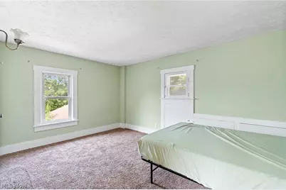 777 Montana Avenue, Akron, OH 44314 - Photo 12
